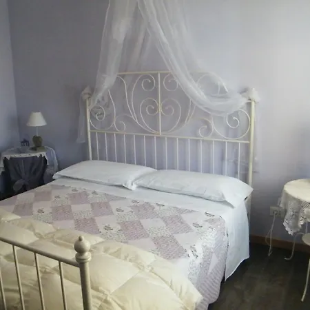 Vacanze I Provenzali Apartment *
